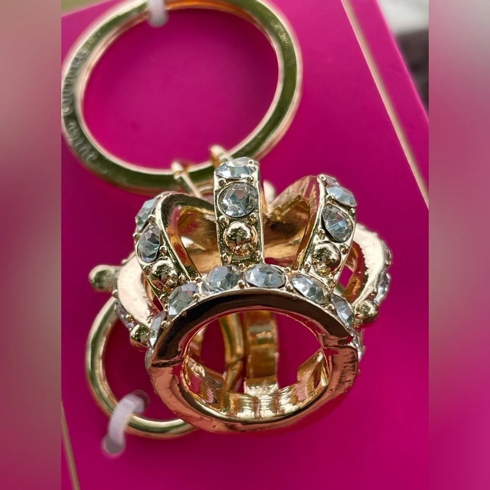 Juicy couture keychain,Juicy Couture Gold Crown Keychain,juicy couture.